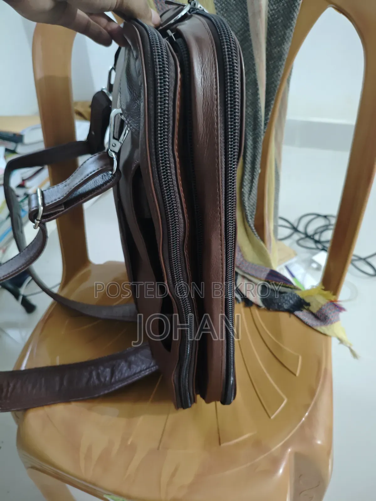 লেদার ব্যাগ