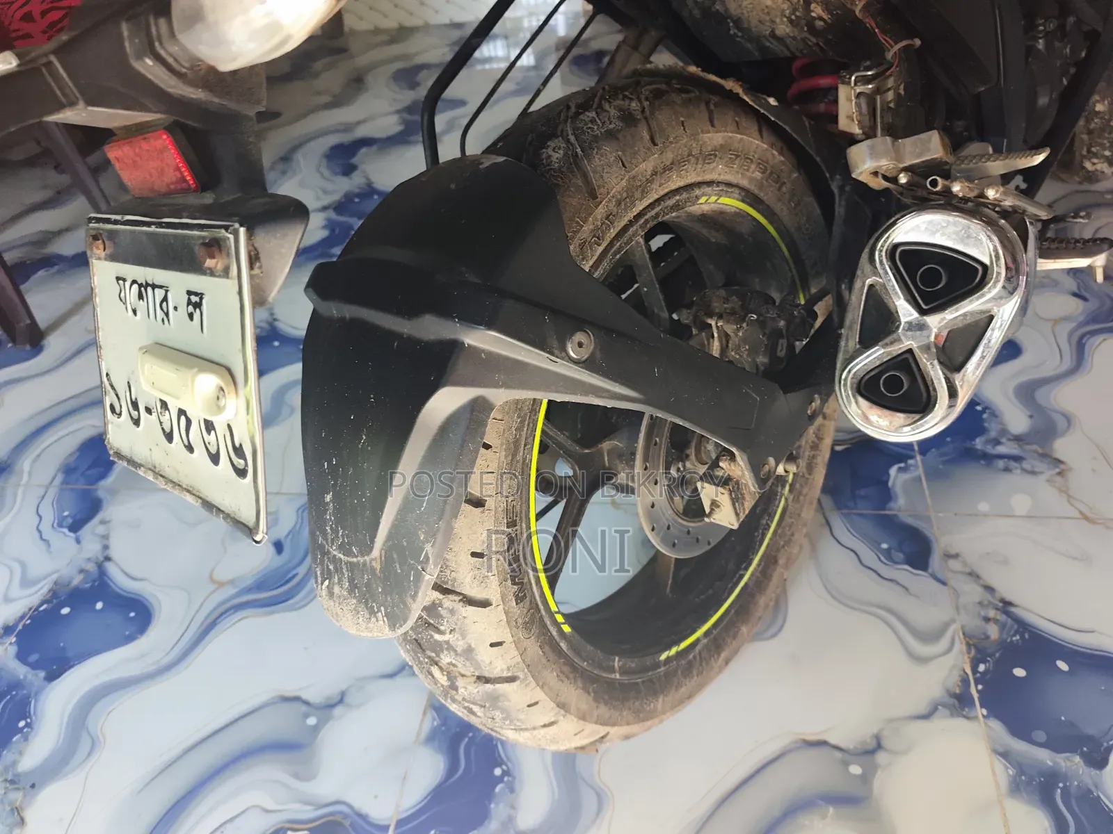 Suzuki Gixxer SF 2023