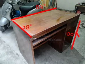 ভিনিয়া বোর্ডের টেবিল