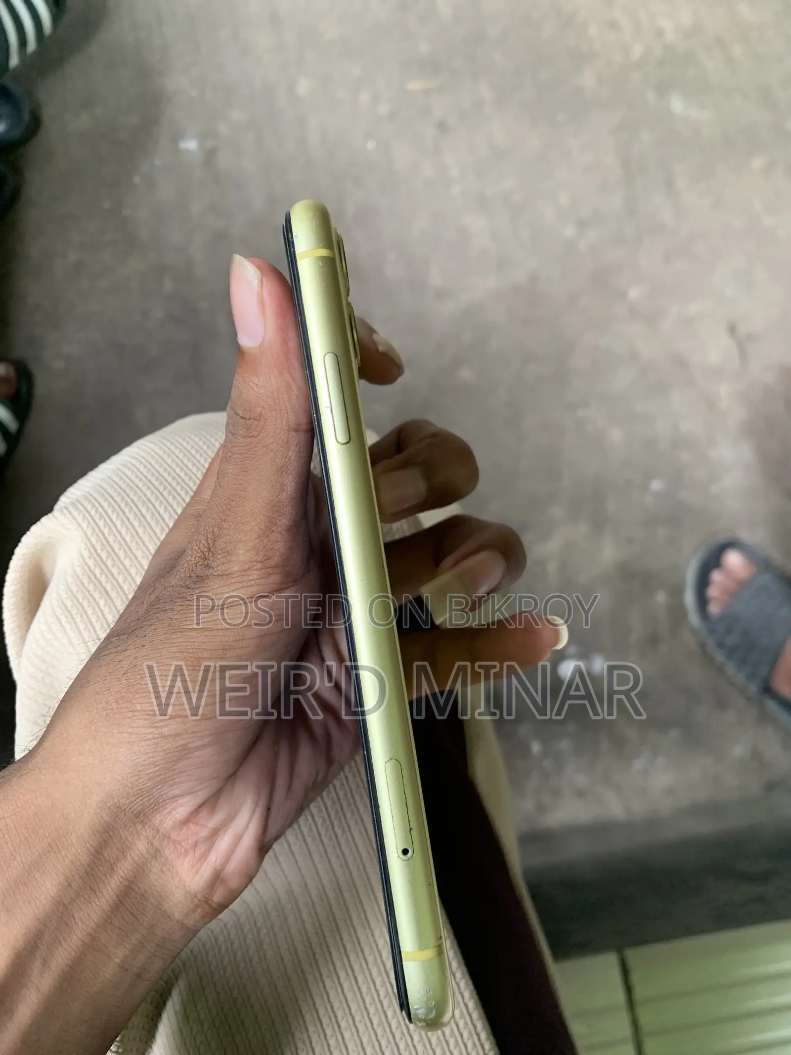Apple iPhone 11 64 GB Yellow