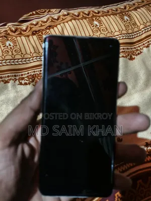 স্যামসাং গ্যালাক্সি এস১০ ১২৮ জিবি হোয়াইট