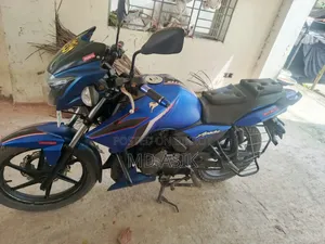 TVS Apache RTR 160 2V 2018 Blue