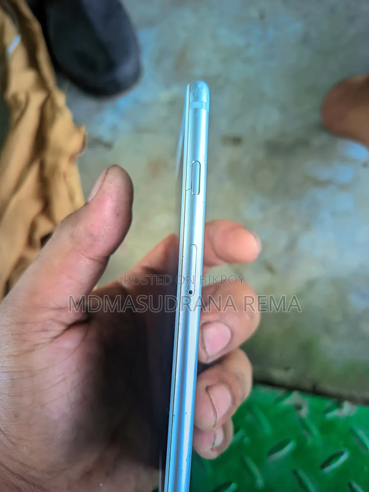 অ্যাপল আইফোন ৬এস প্লাস ৬৪ জিবি হোয়াইট