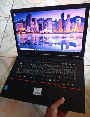 Laptop Fujitsu 4GB Intel Core I5 HDD 320GB