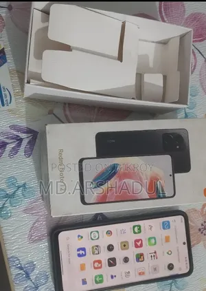রিয়েলমি ১২ ১২৮ জিবি কালো