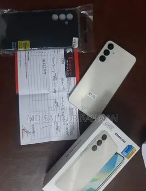 স্যামসাং গ্যালাক্সি এ১৬ ৫জি ১২৮ জিবি হোয়াইট