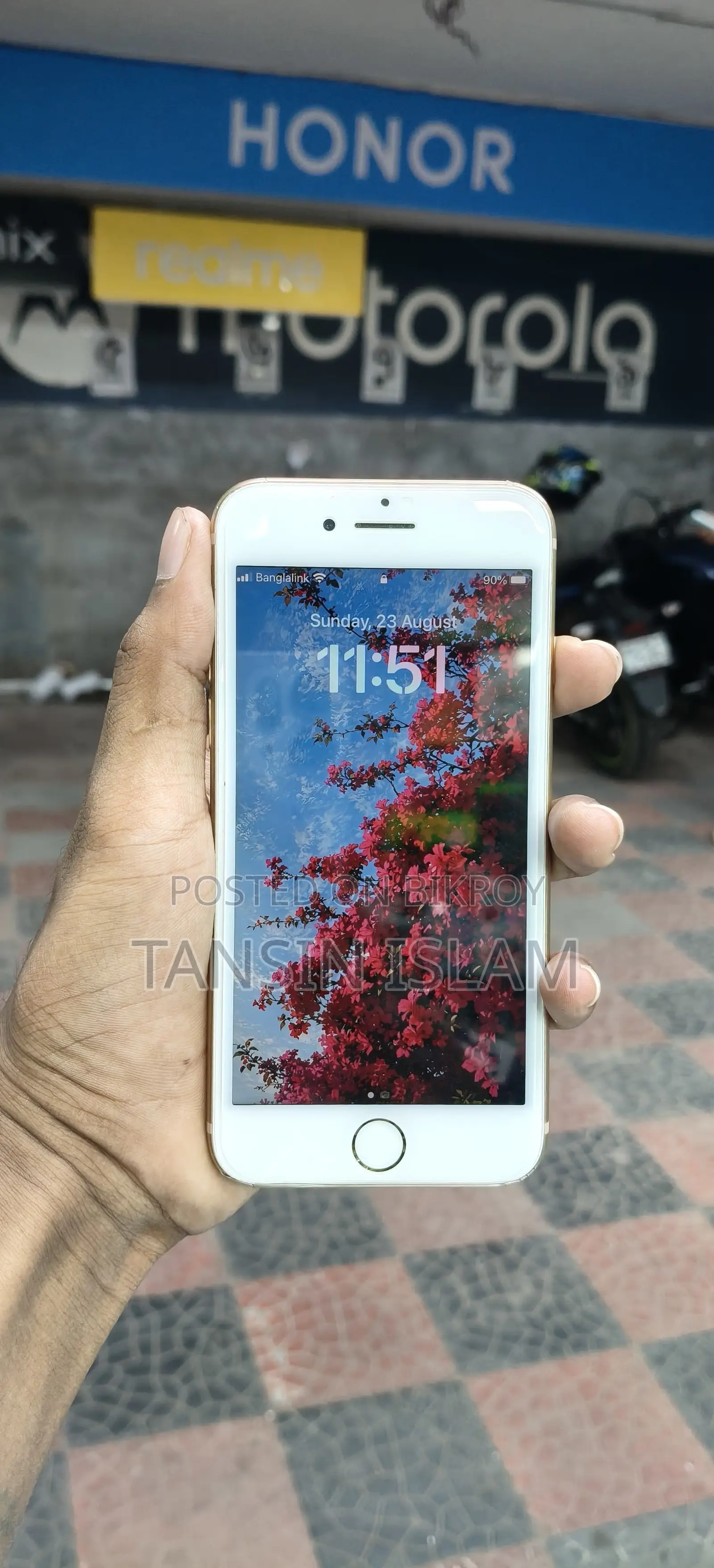 অ্যাপল আইফোন ৮ ৬৪ জিবি রোজ গোল্ড