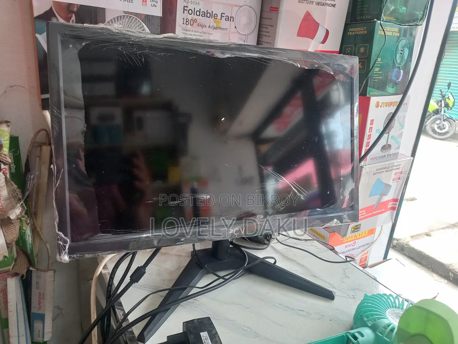 PCV V19cw 19" Ips Monitor