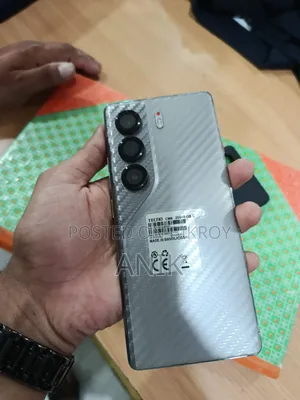 Tecno Camon 40 Pro 4G 256 GB Blue