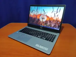 Laptop Acer 3GB Intel SSD 256GB