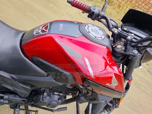 Honda X-Blade 160 2021 Red
