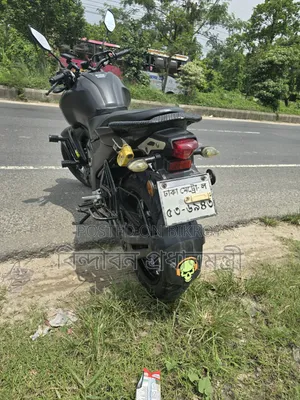 ইয়ামাহা এফজেডএস ভি৩ ২০২১ কালো