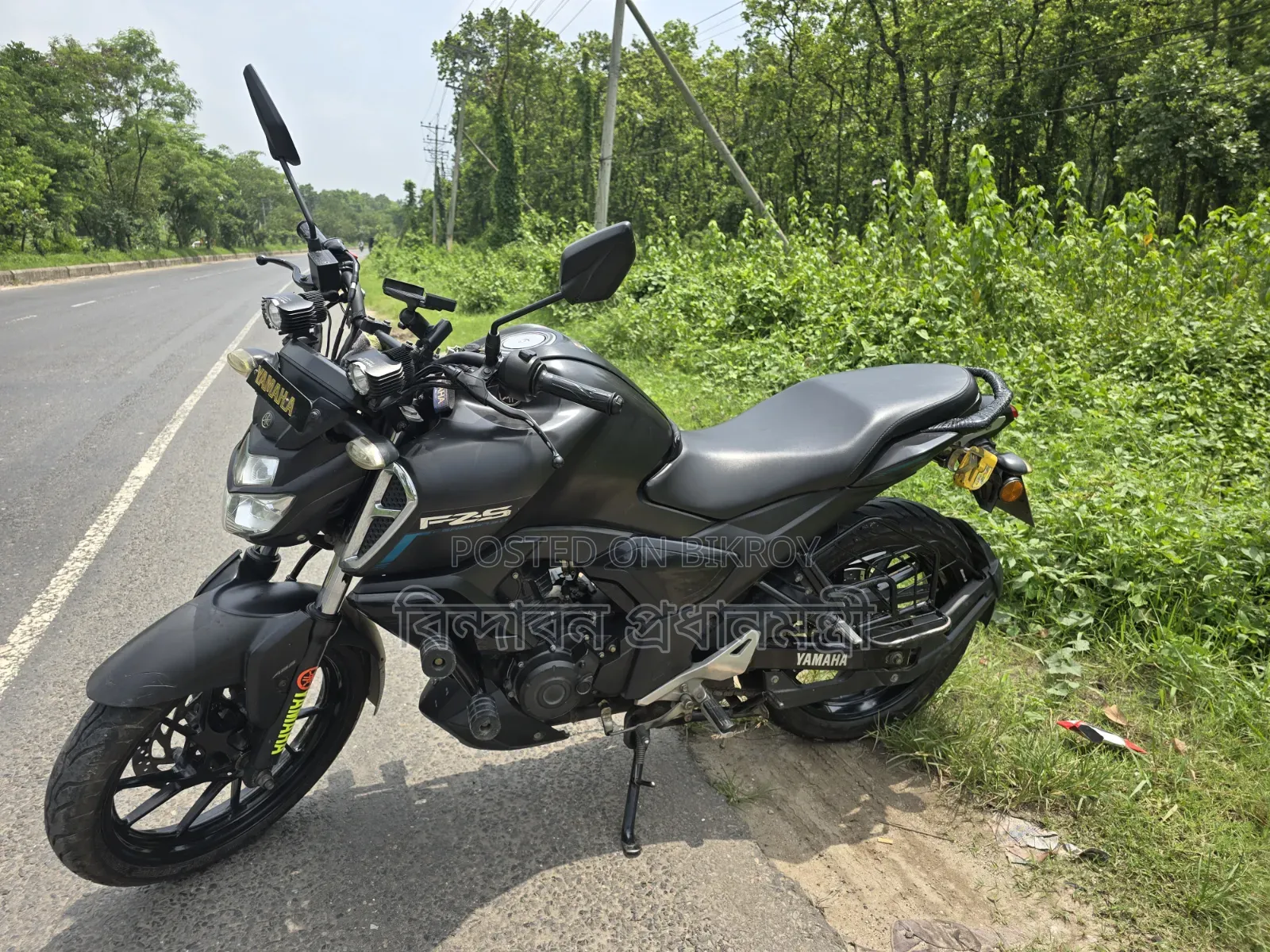 ইয়ামাহা এফজেডএস ভি৩ ২০২১ কালো