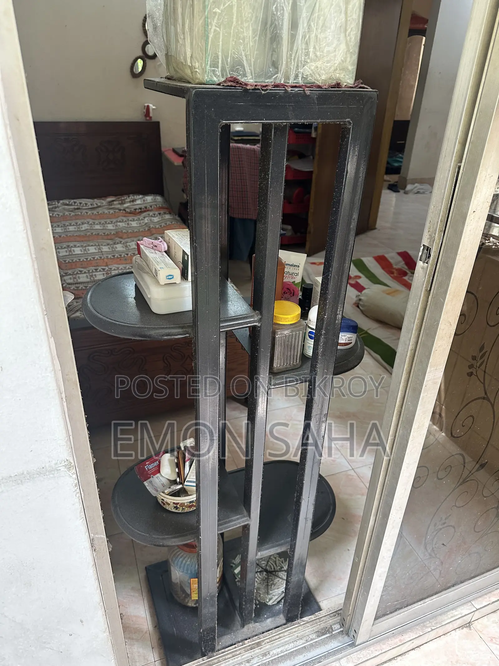 রুমের জন্য অ্যালুমিনিয়াম প্ল্যান্ট স্ট্যান্ড