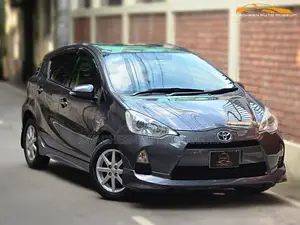 Toyota Aqua 2012 Gray
