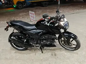 টিভিএস আপাচে আরটিআর ১৬০ ৪ভি ২০২১ কালো