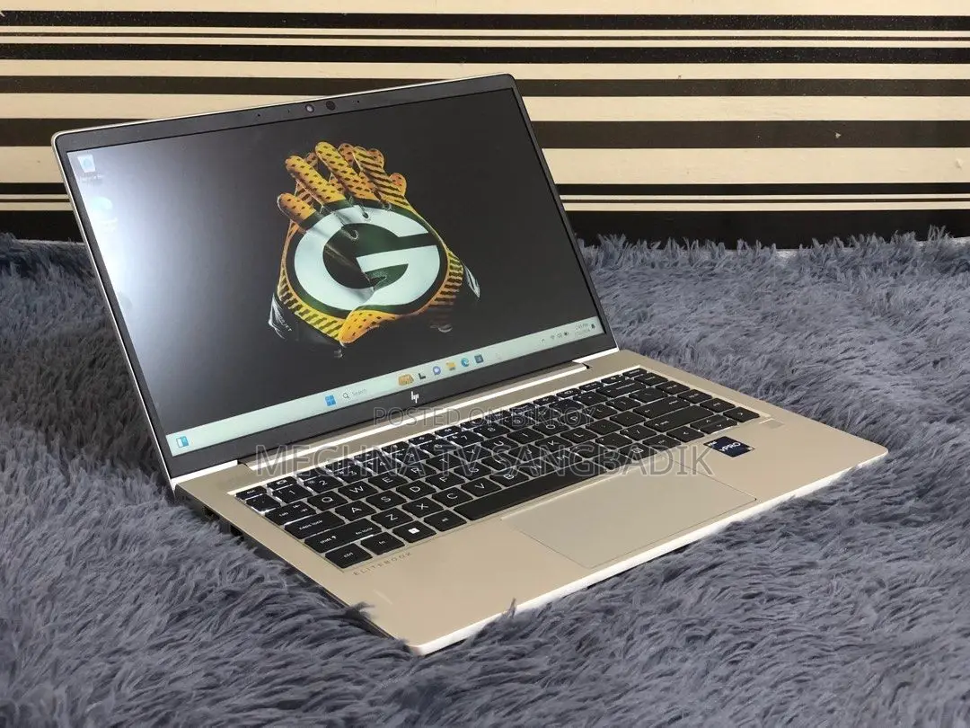 Laptop HP 8GB AMD Ryzen SSD 512GB