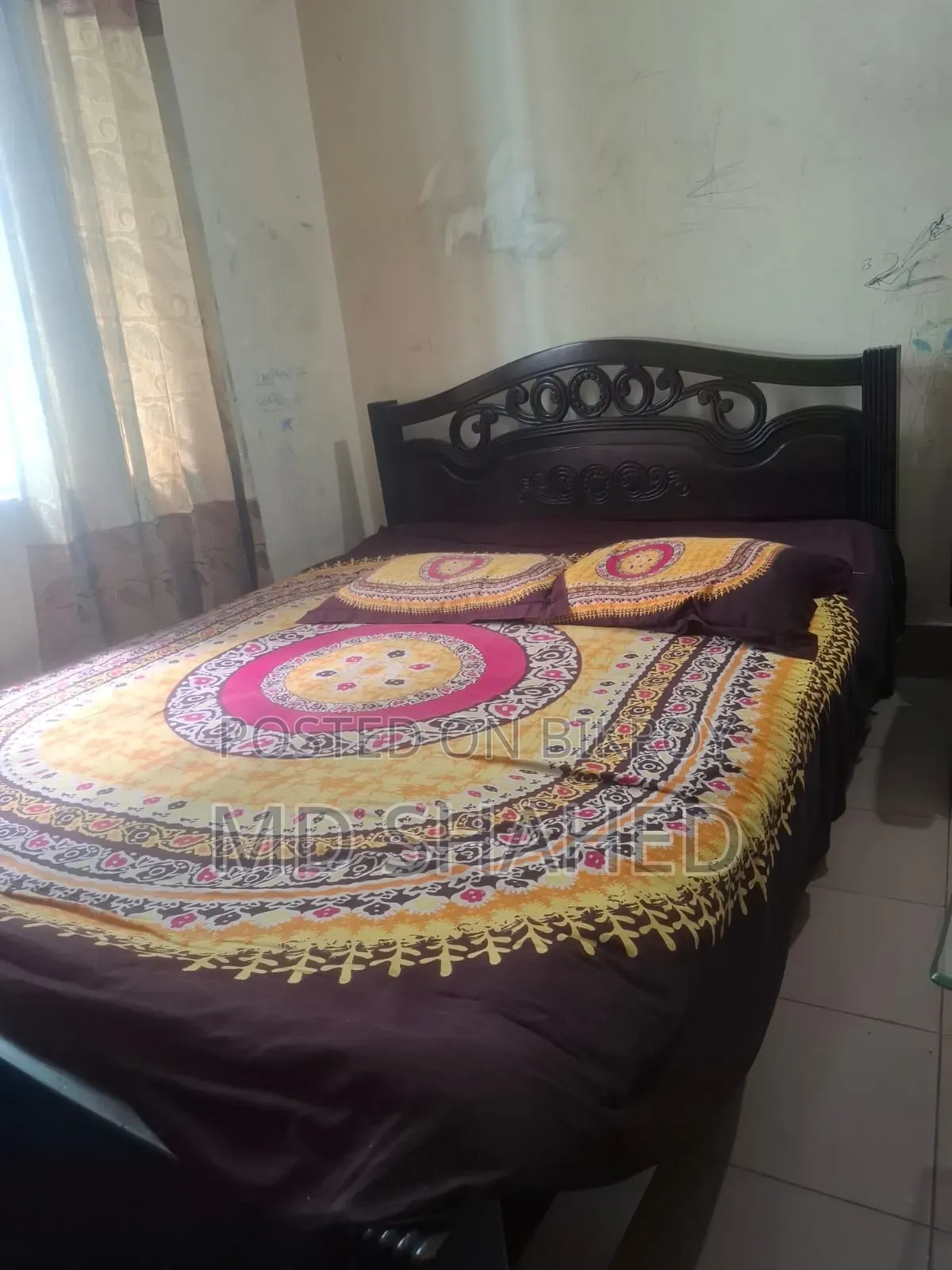 Bed like new in press condition for sale, with mattress.