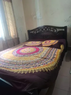 Bed like new in press condition for sale, with mattress.