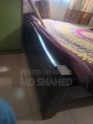 Bed like new in press condition for sale, with mattress.