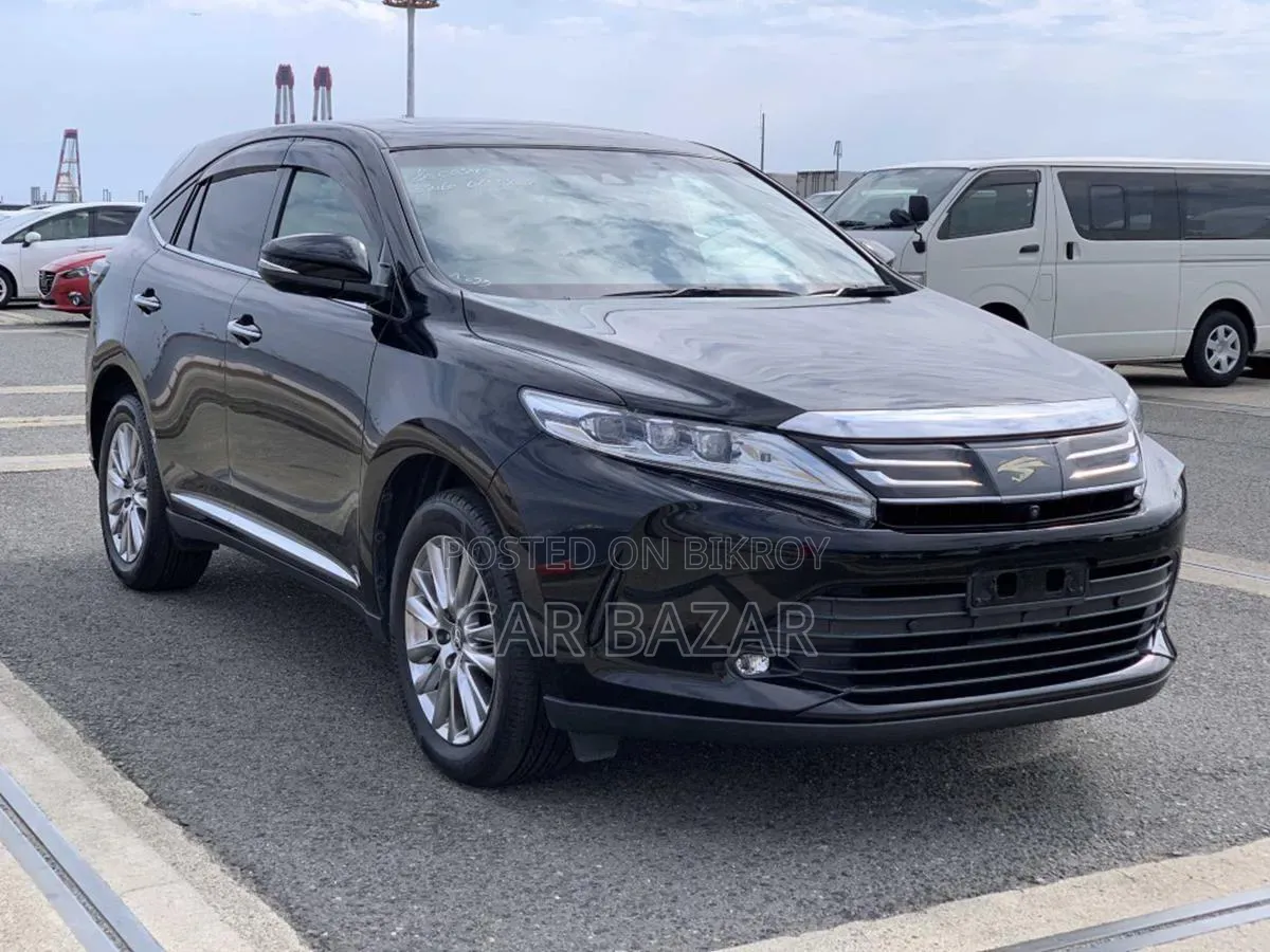 Toyota Harrier 2.0 2018 Black