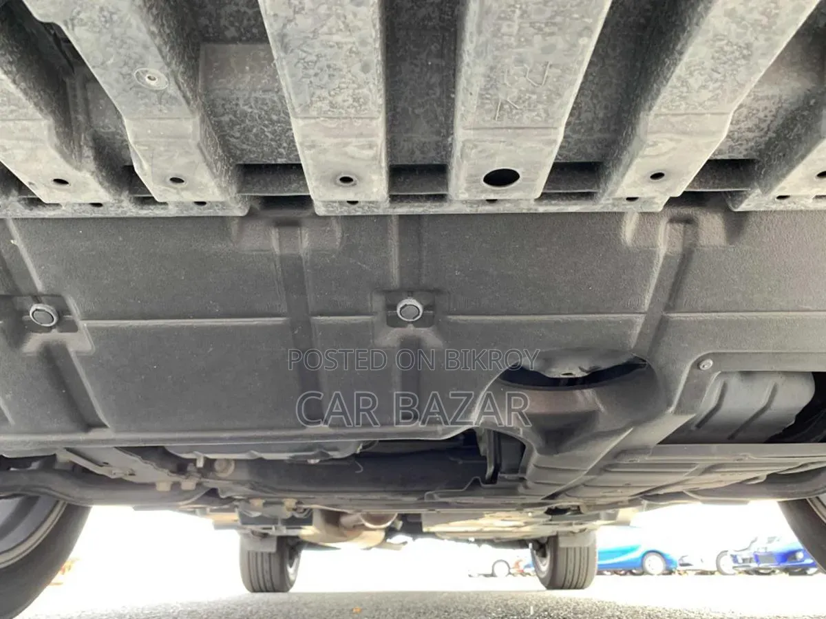 Toyota Harrier 2.0 2018 Black