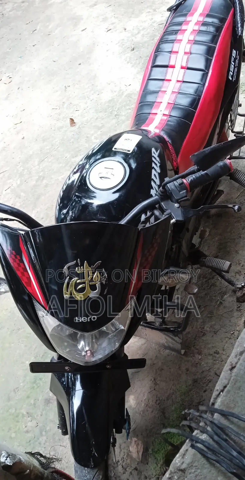 Hero Glamour 2012 Black