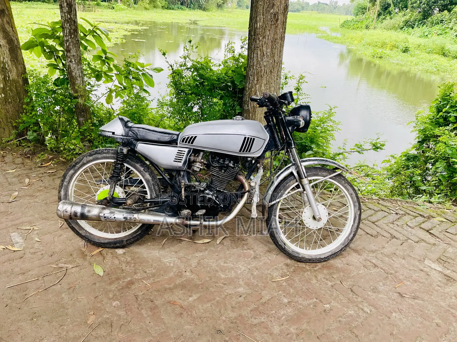 Hero 1998 Gray