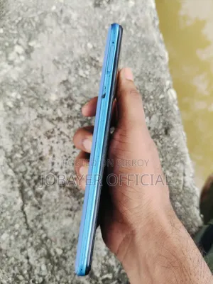 Vivo Y50 128 GB Blue