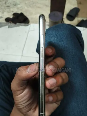 Apple iPhone X 64 GB White