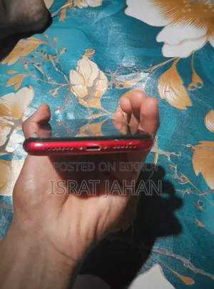 Apple iPhone XR 64 GB Red