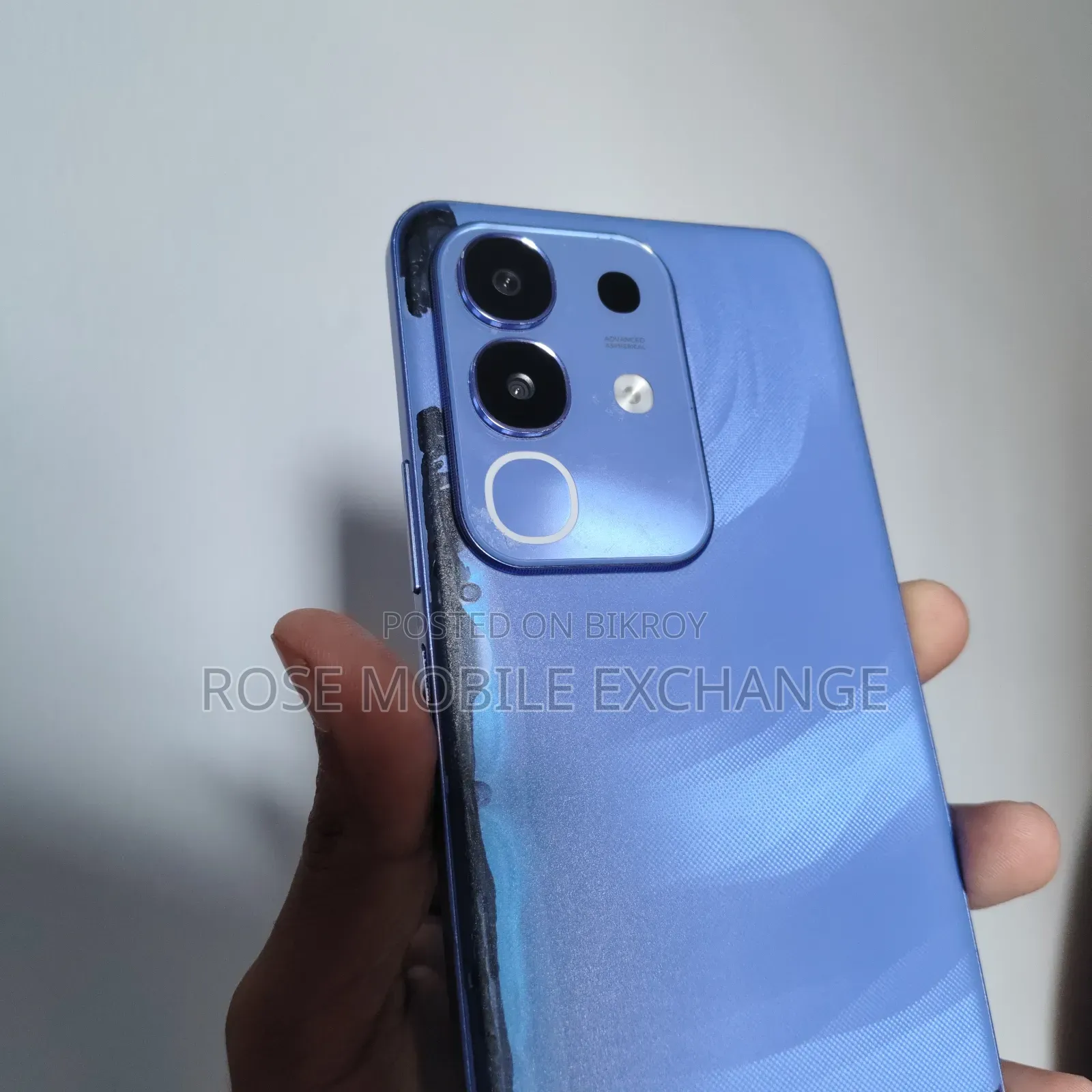 iQOO 128 GB Blue