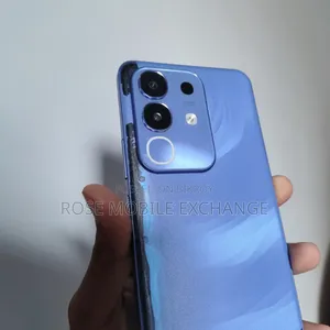 iQOO 128 GB Blue