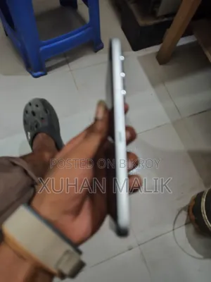 ইনফিনিক্স হট ৬০আই ১২৮ জিবি সিলভার