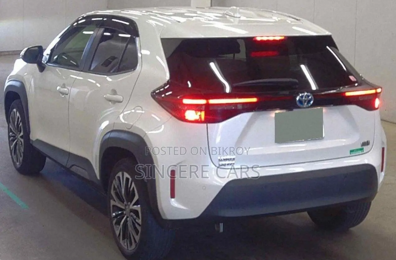 Toyota Yaris Cross 2021 Pearl