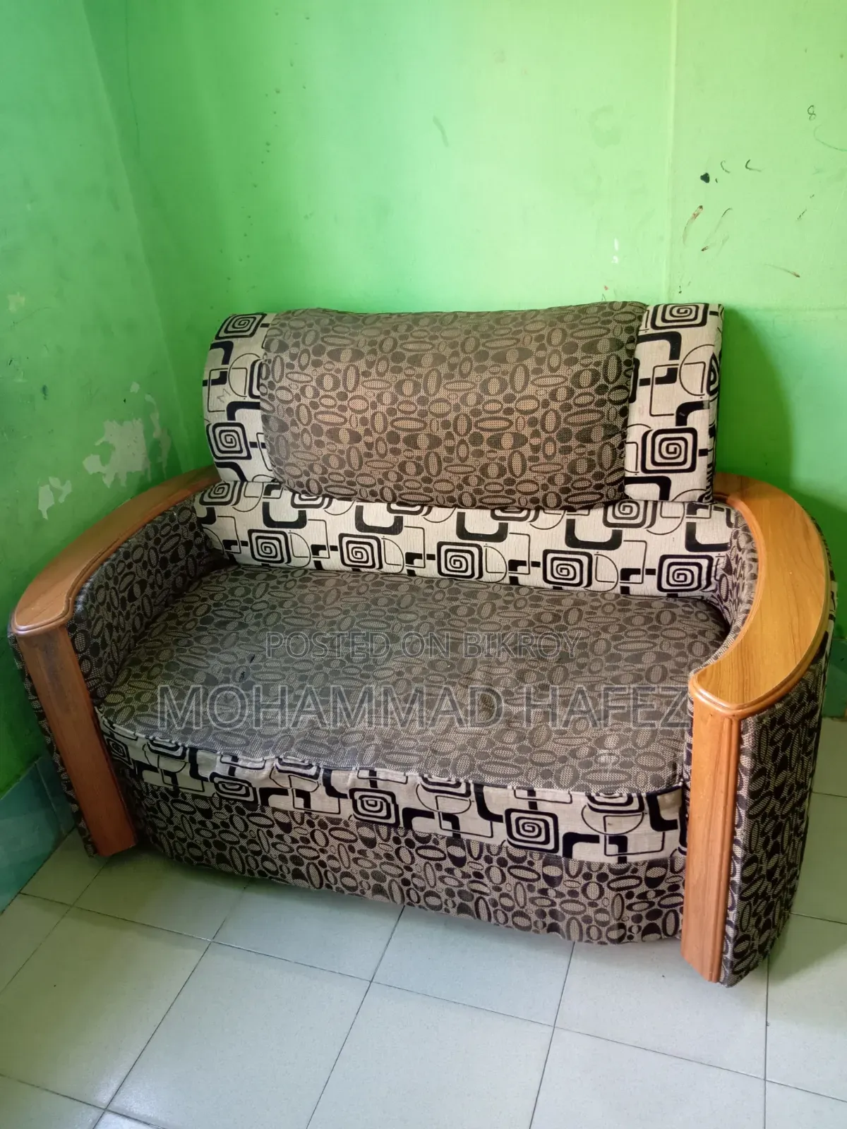 Furnished 2-Bedroom House in Halishahar for rent