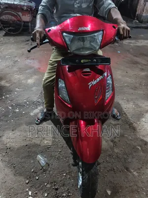 Hero Pleasure 2017 Red