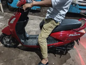 Hero Pleasure 2017 Red