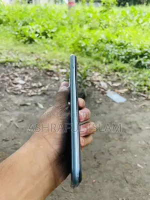Vivo Y20G 128 GB Blue