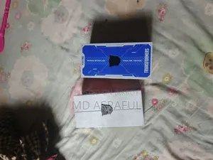 Tecno Spark 30 128 GB Red