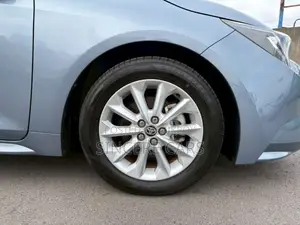 Toyota Corolla Touring 2021 Blue