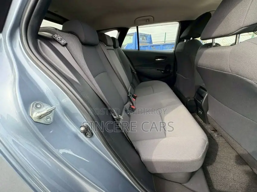 Toyota Corolla Touring 2021 Blue