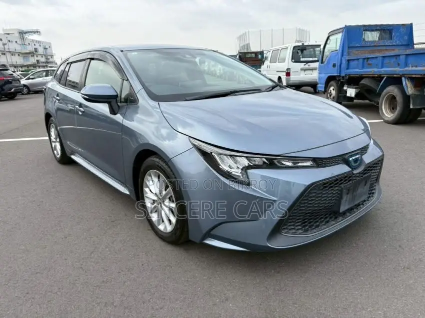 Toyota Corolla Touring 2021 Blue