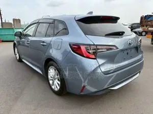 Toyota Corolla Touring 2021 Blue