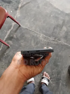 ইনফিনিক্স হট ৩০ ১২৮ জিবি ব্ল্যাক
