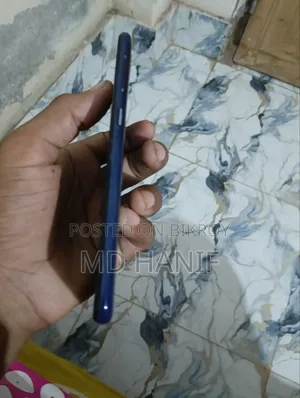 Samsung A10 32 GB Black