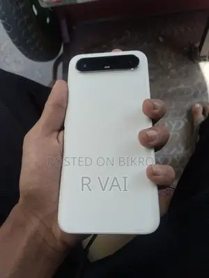 New Tecno Pova 5G 128 GB White