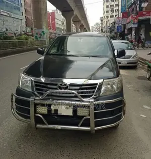 Toyota Hilux 2.5 D-4D 4X4 SRX 2009 Black