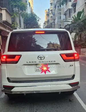 Prado V8 for New Rent