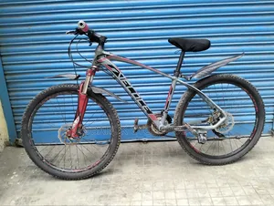 Veloce Legion 30 26" Gear Cycle.